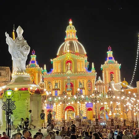 Nina Gazde/Camere de închiriat Siggiewi