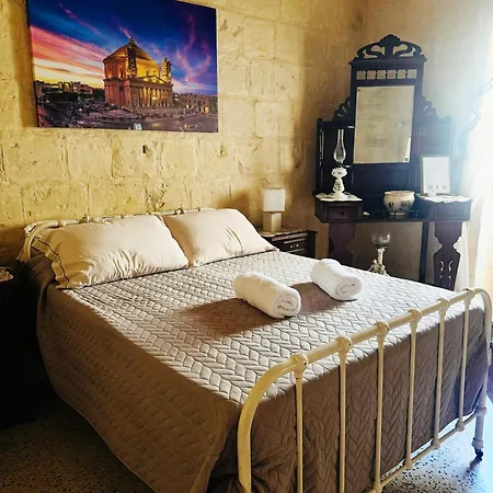 Nina Homestay szállás